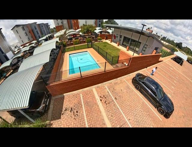2 BEDROOM APARTMENT FOR SALE IN GLEN MARAIS